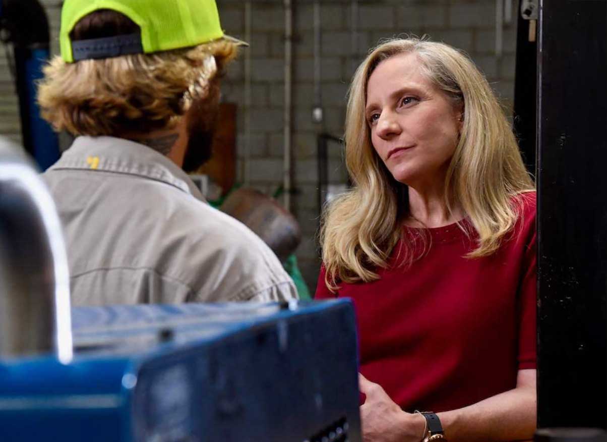 spanberger-worker-virginia-governor.jpg