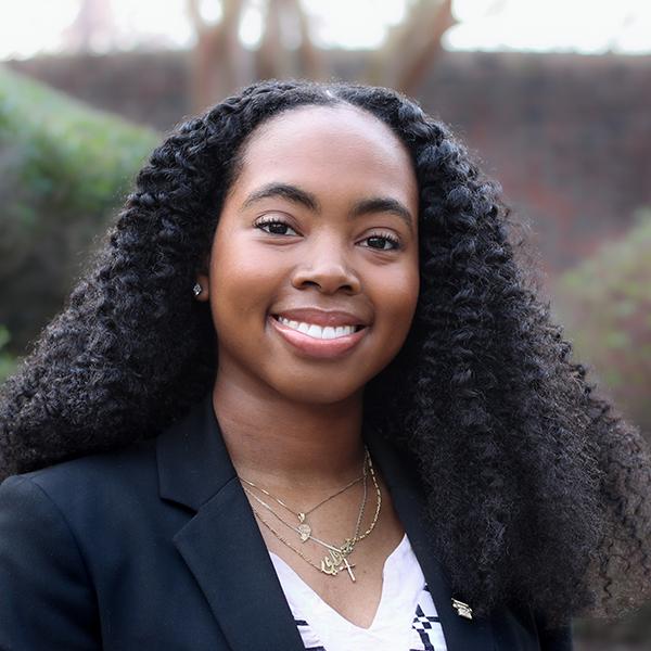 JaVori Warren headshot