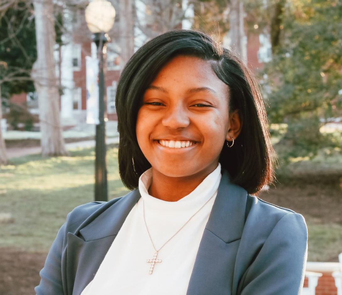 Kaylah Lightfoot headshot